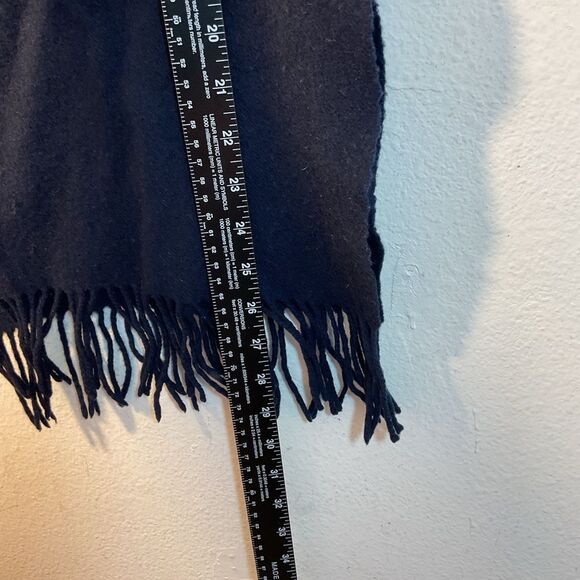 Club Room Scarf Mens Navy Blue 100% Cashmere Winter Soft Fringed Classic Warm - Picture 4 of 8